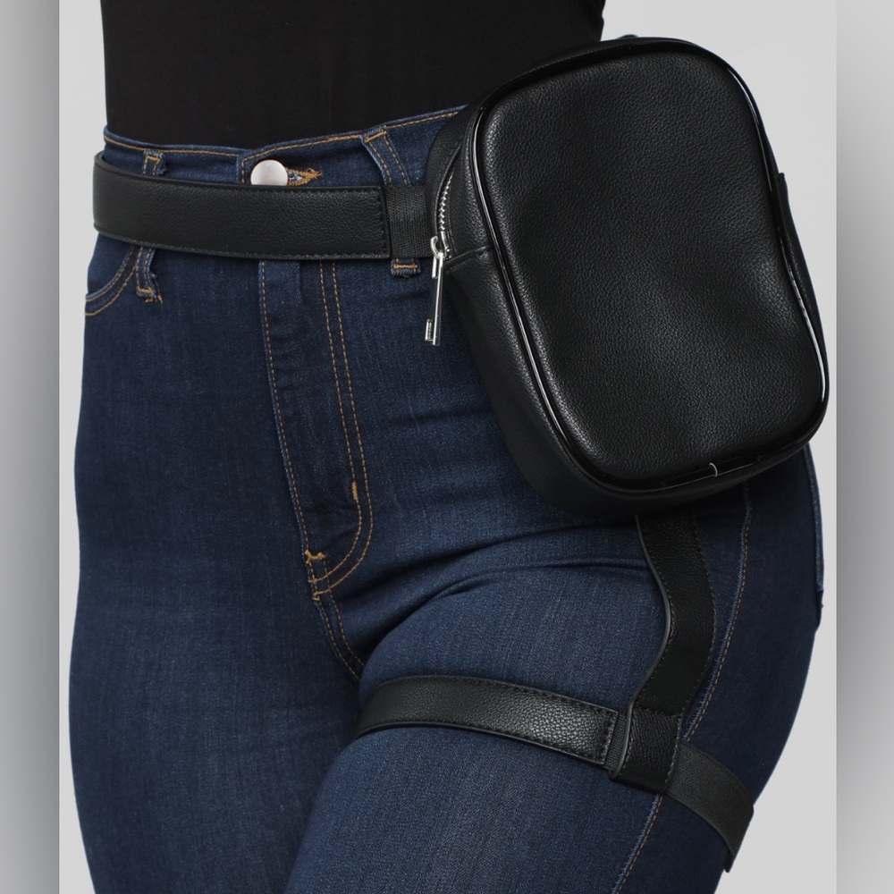 Fashion Nova Bag/Fanny Pack